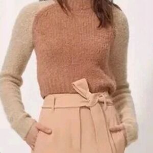 Women's Two-Tone Sweater - Brown and Cream Aritizia
